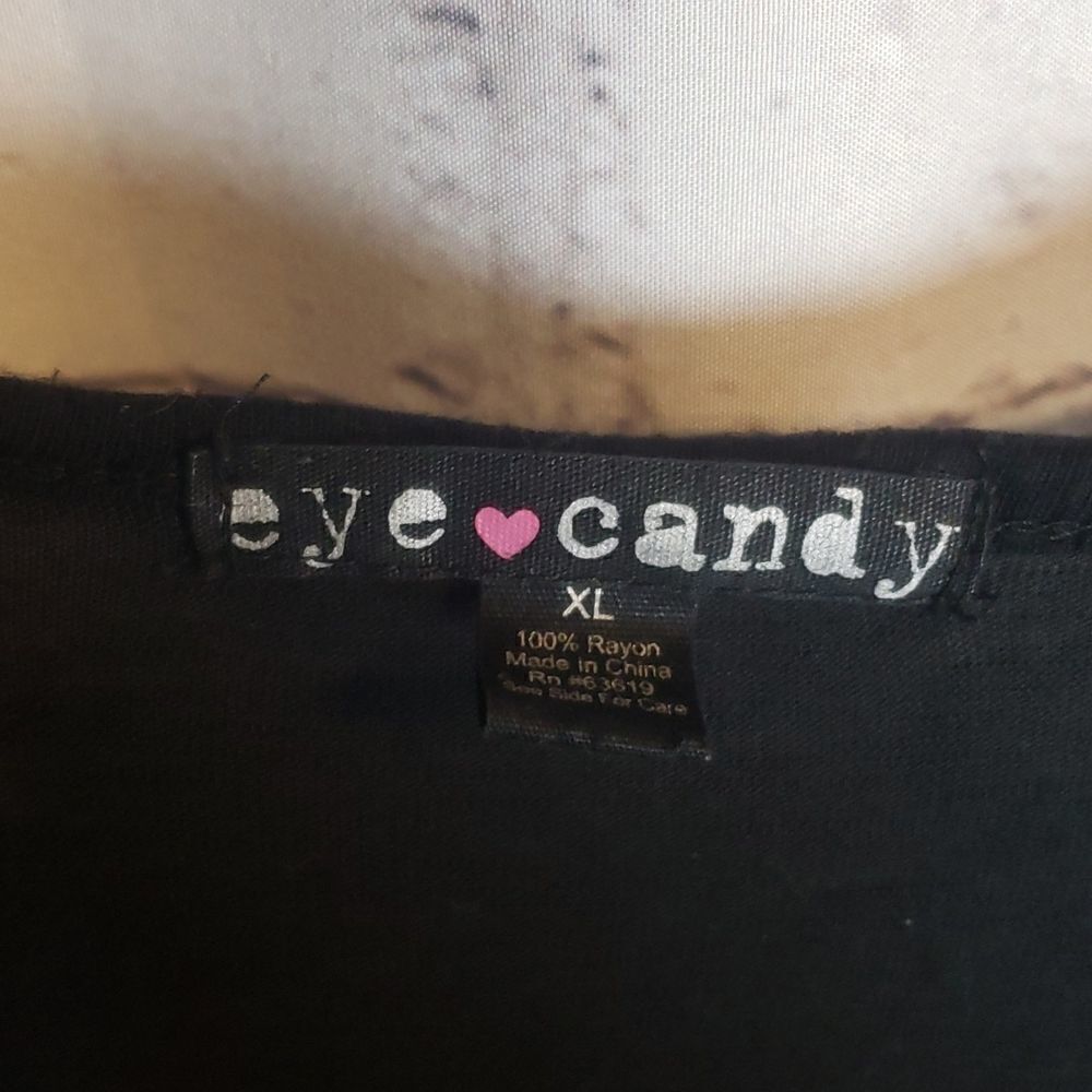 Eye Candy Top - Picture 2 of 5